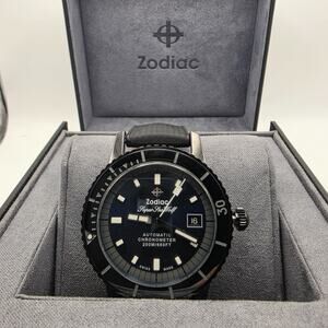 Zodiac Super Sea Wolf ZO9595 200M Automatic Diver Black Dial Mens Watch Steel